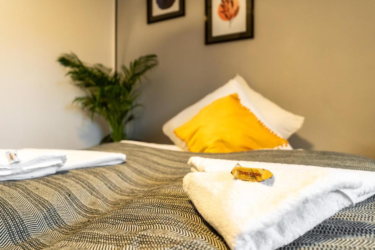 Stay Awesome - Modernes Apartment Am Botanischen Garten カッセル エクステリア 写真